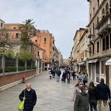 Appartamento ,ghetto,biennale, Campo Maddalena Venezia