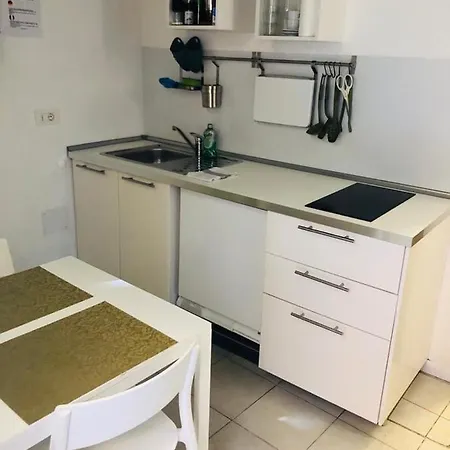 Apartman ,ghetto,biennale, Campo Maddalena *